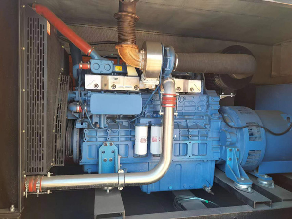 阳山燃油消耗率与进气温度的具体关系是什么？